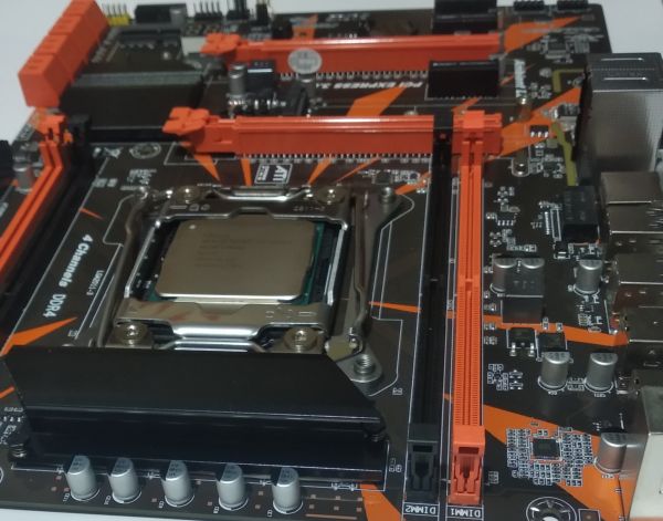 Материнська плата ZX99EV3 v1.31 ATX LGA2011-3 (тільки в комплекті з процесором)