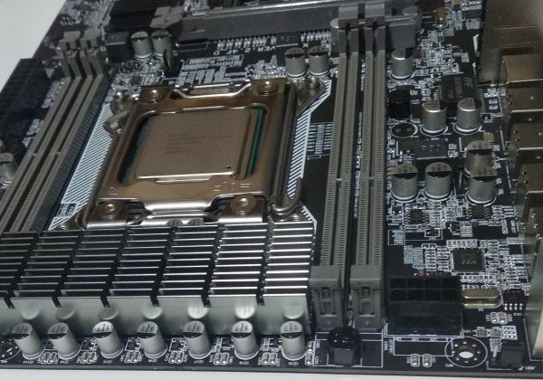 Материнська плата X79Z v2.4F_D ATX LGA2011